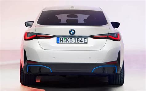 A first look at the brand new BMW i4 electric car | Electric Hunter