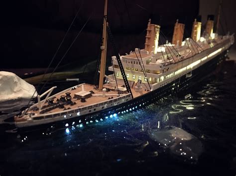 Titanic Sinking Diorama Scale Model #Titanic#Sinking#Diorama#model# ...