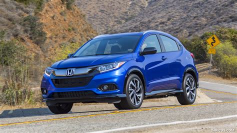 Honda HR-V | 2019MY Sport | Front Three-Quarter