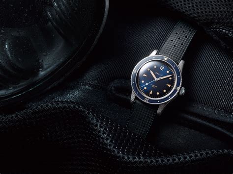 Aquascaphe Classic Blue Gilt - Baltic Watches