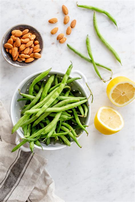 A 5-Ingredient Side Dish Made for Weeknights: Lemon Almond Green Beans ...