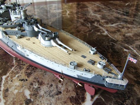 Queen Elizabeth Class HMS Warspite -- Plastic Model Battleship Kit -- 1 ...