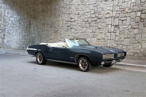 1969 Pontiac GTO | Motorcar Studio