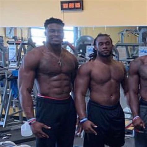 Seahawks Rookie WR D.K. Metcalf’s Size Standing Next To Fellow WR Tyler ...