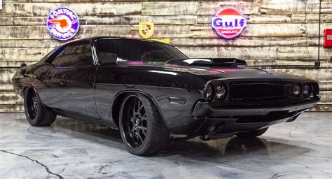 Restomod 1970 Dodge Challenger Packs A 707-Horsepower Secret From Hell ...