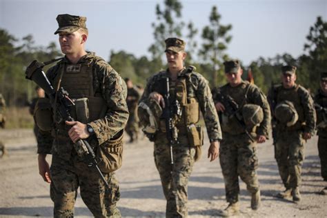 2nd Combat Engineer Battalion leads Marines, sailors to new home > II ...