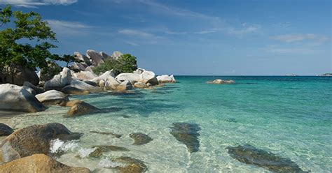 Spot Snorkeling di Bangka Belitung Paling Recommended! | tiket.com