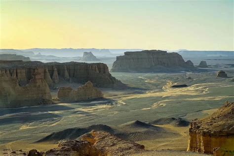 Xinjiang: Taklamakan Desert | Oceania travel, China tourism, Xinjiang