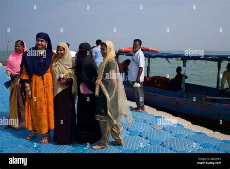 Local tourists visiting Kalijai Temple, Chilika Lake, Odisha, India ...