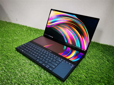 ASUS ZenBook Pro Duo (UX581) Review - ScreenPad Plus : Good or Bad ...