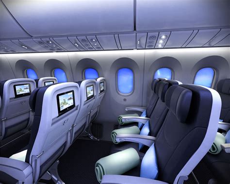 VIET AVIATION: Thomson Airways Boeing 787 cabin interior