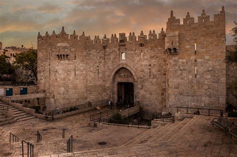 Damascus Gate, Jerusalem, Israel | Damascus gate, Places to visit ...