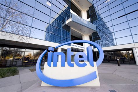 Intel reportedly creating new mobile-focused business unit - The Verge