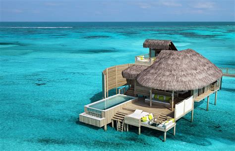 The Top 15 Luxury Resorts in the Maldives for the Perfect Vacation