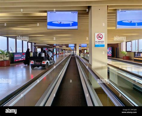 Jinnah International Airport Karachi Departure lounge Stock Photo - Alamy