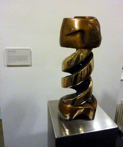 Double helix sculpture | The Royal Society seems to like hel… | Flickr