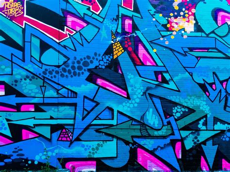 Blue Graffiti Wallpaper - Mural Wall