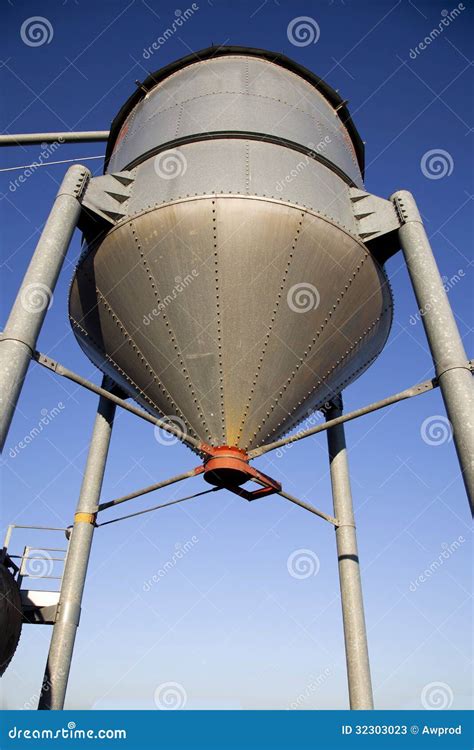 Silo stock image. Image of liquid, concrete, clouds, cooperative - 32303023