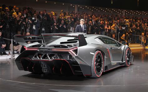 First Look: Lamborghini Veneno - Automobile Magazine