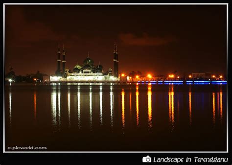 Masjid Kristal night shot | Camera used : Sony Alpha 200 wit… | Flickr