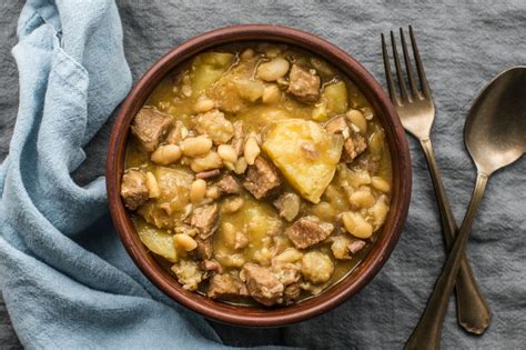 Kosher Traditional Meat Cholent Recipe