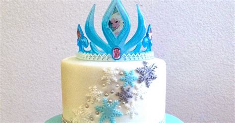 Elsa Crown Cake