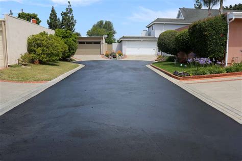 Asphalt vs. Concrete Driveways: Which Is Better for Your Home?