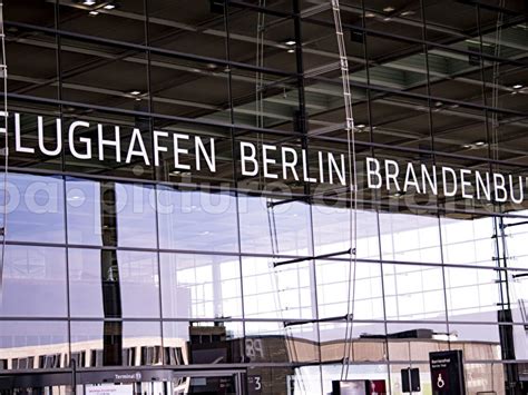 Flughafen Berlin Brandenburg Terminal 1 Abflug