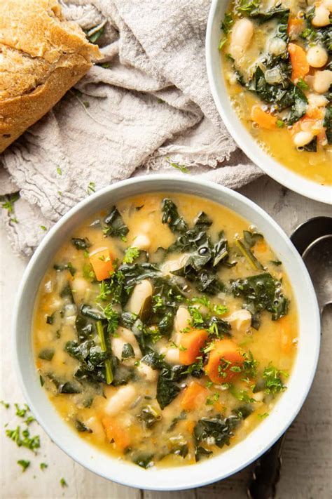 Tuscan Kale Soup - Connoisseurus Veg