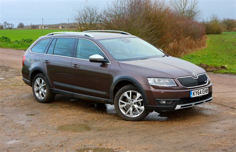 Used Skoda Octavia Scout (2014 - 2020) Review | Parkers