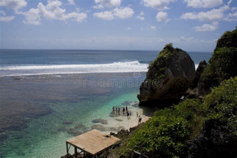 Uluwatu beach, bali stock image. Image of ocean, harmony - 10588045