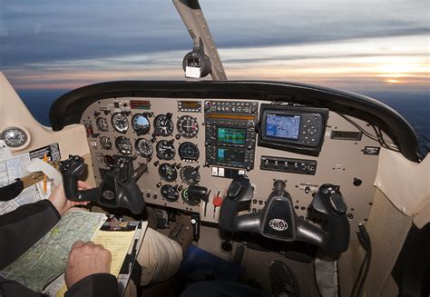 Piper Archer III Cockpit | National Air and Space Museum