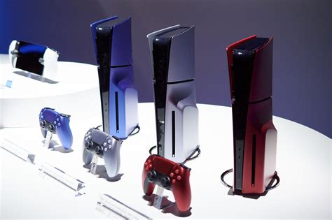 Platform - Sony is showing PlayStation 5 Slim in three new colors | CES ...