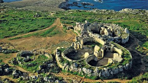 Ġgantija temples Landmark, Malta | YachtCharterFleet