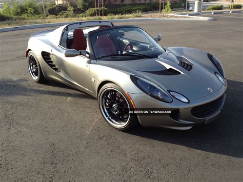 2005 Lotus Elise Base Convertible 2 - Door 1. 8l