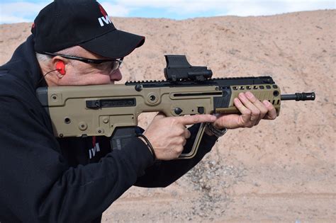 IWI US Unveils Tavor X95 and 300 BLK Tavor SAR at SHOT 2016 | OutdoorHub