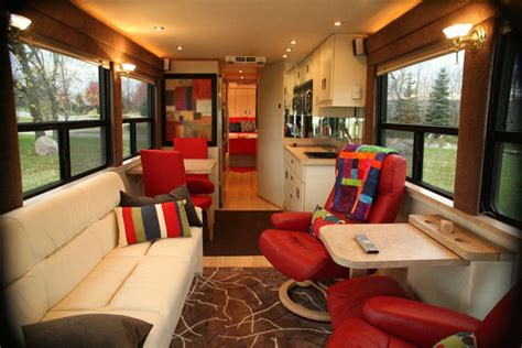 Top 20+ Cozy & Colorful RV Interior Ideas For Cheerful Camping Trip ...