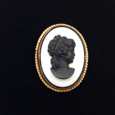 Vintage Black Cameo Brooch, Black Cameo Pendant With Gold Accents ...