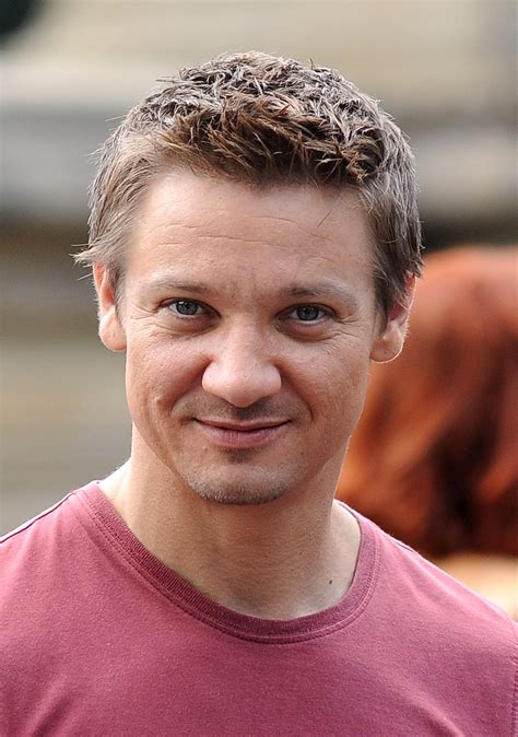 The Avengers BTS - Jeremy Renner Photo (30858157) - Fanpop