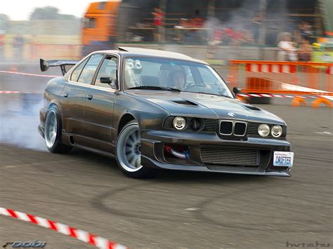 BMW Drift Cars ~ DrIvE FiRe