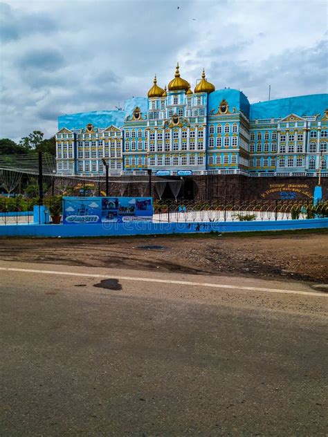 Beautiful View of Srikantadatta Narasimharaja Wadiyar Snow City Mysore ...