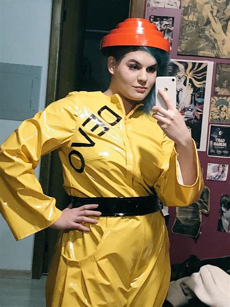 first post! a DEVO jumpsuit i made for a costume party : r/sewing