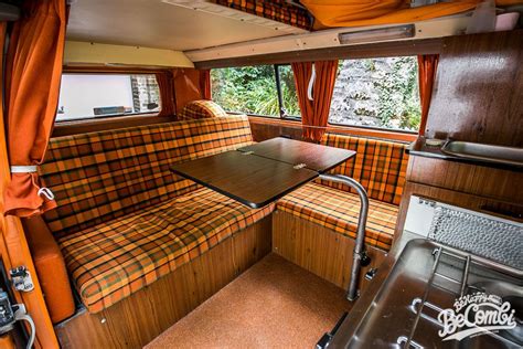 Westfalia, la saga: 1968/1979 les années Bay Window | Van vw, Intérieur ...