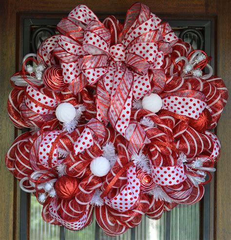 20+ Pictures Of Christmas Deco Mesh Wreaths – The Urban Decor