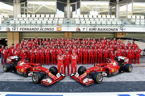 Laughter Spot : The Ferrari Formula1 team fired their entire pit crew ...