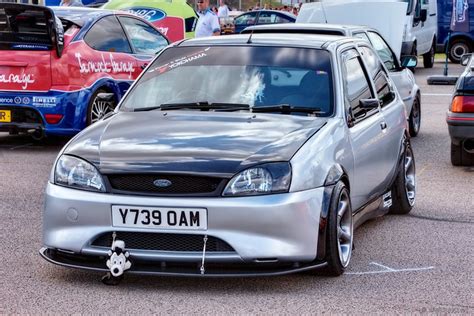 Ford fiesta mk5 zetec s tuning