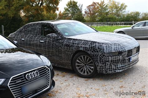 2022 BMW 7 Series (G70) spy photos show some interesting design cues