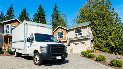 Key Tips to Stay Sane While Hiring a Rental Truck for Moving - Jaxtr