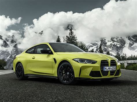 Новые БМВ М4 в Самаре. Автосалоны и официальные дилеры BMW M4 в Самаре.