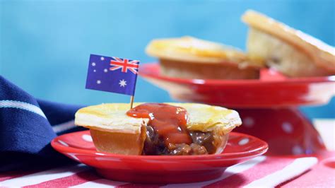 Where to get Aussie Meat Pies in the US – Bright Lights of America